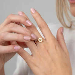 Marguerit Power Ring - Forgyldt sølv - Håndlavet smykke | Køb her »