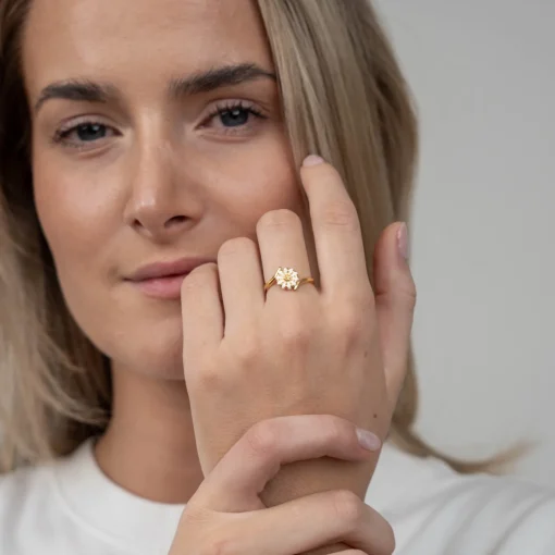 Marguerit Power Ring - Forgyldt sølv - Håndlavet smykke | Køb her »